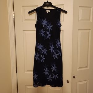 Dressbarn Sleeveless Floral Dress Size 6P Navy Blue With Powder Blue Design 